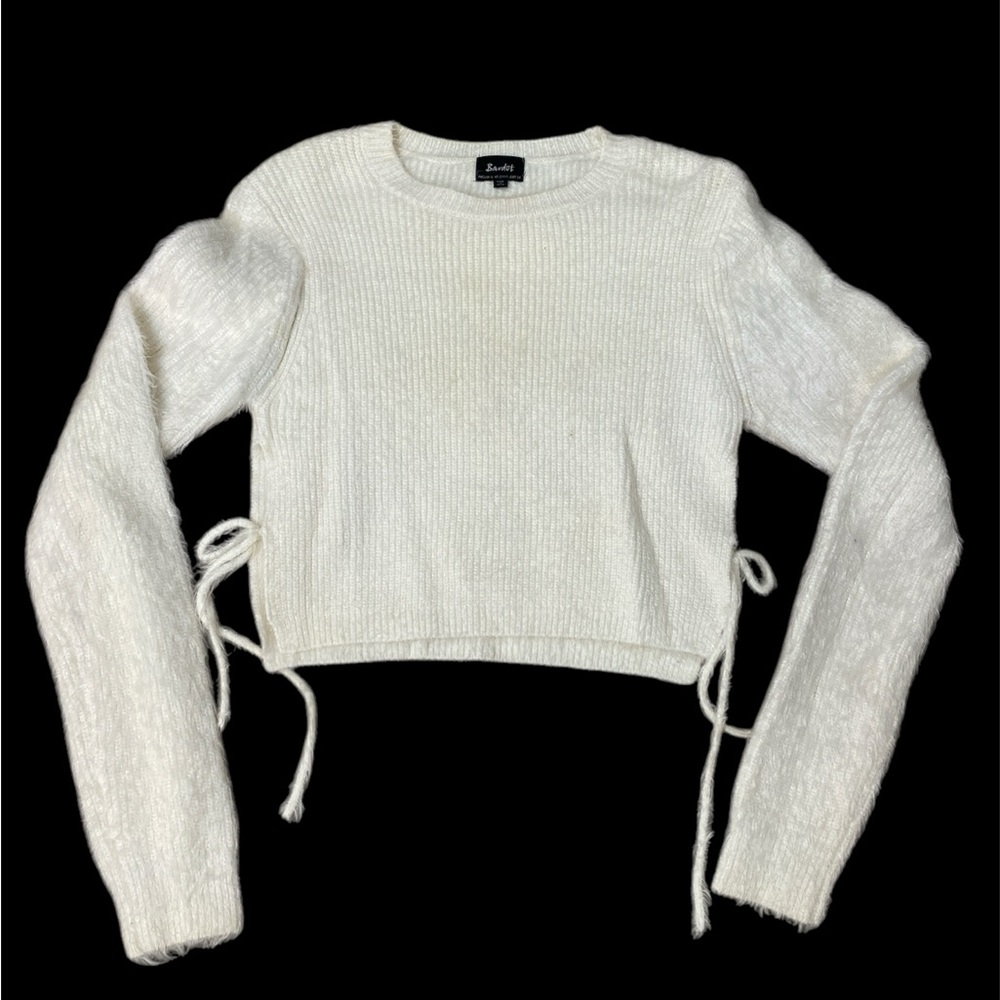 Bardot White Knit Sweater with side slit long sleeves size xxs like new